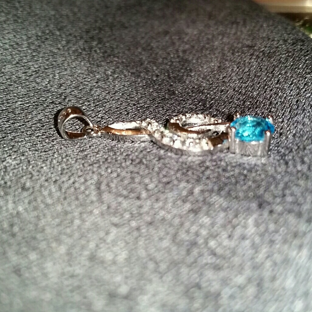 .925 Silver Treble Clef W & Swiss Blue Topaz Pend. - Picture 4 of 7